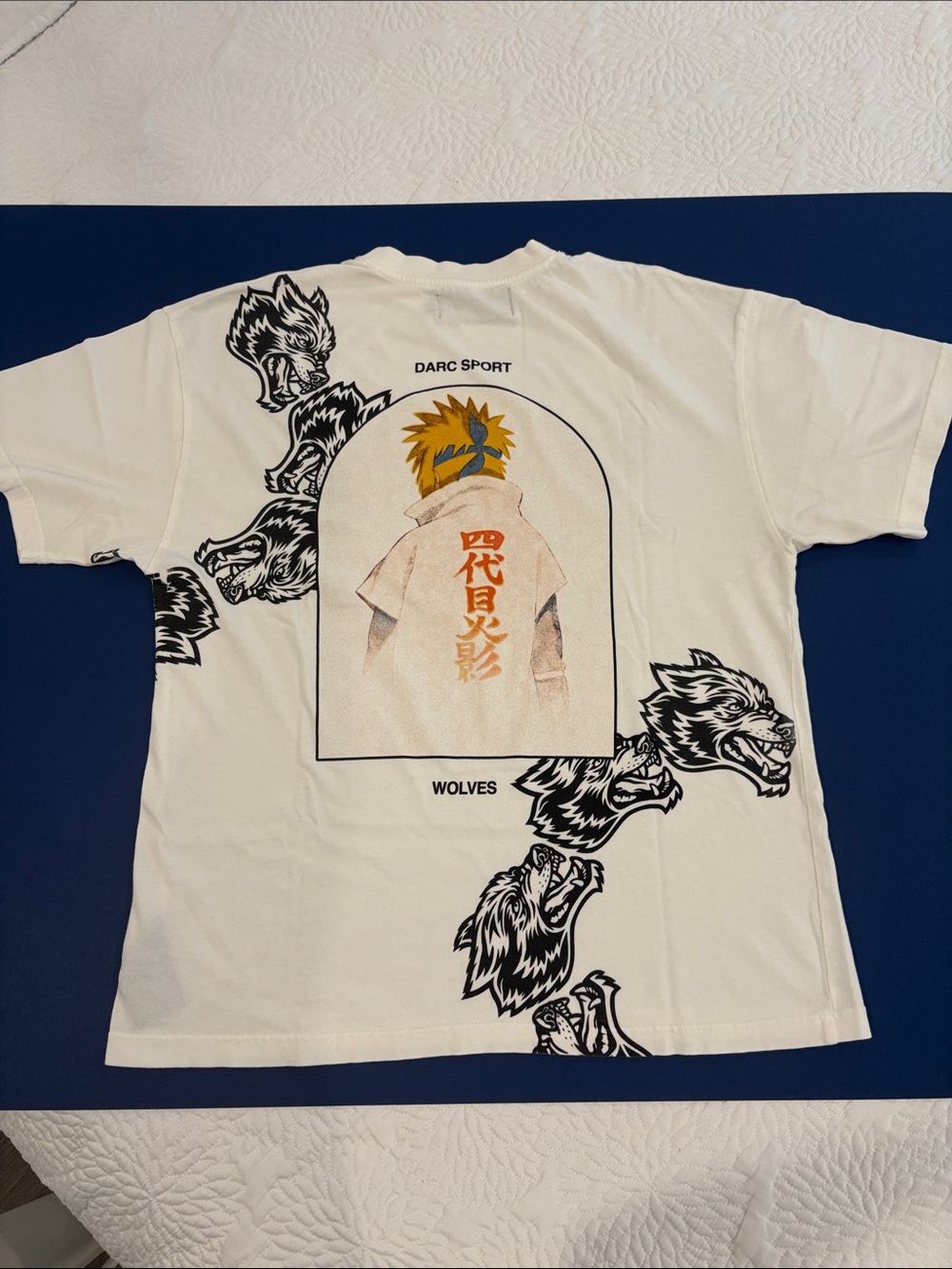Darc Sport Naruto Men’s White Graphic Wolves Short-Sleeve Tee 910/1000 Sz M